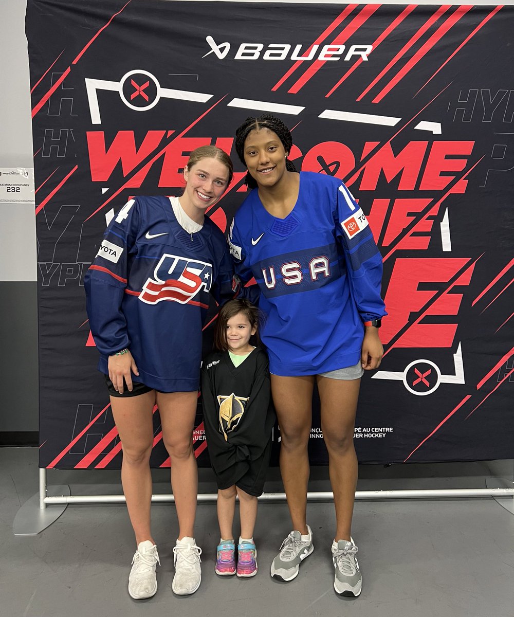 Big day for hockey in Nevada! 😃 @carolin12345654 and @laila_edwards21 from @usahockey are at @AFCUCenter in Henderson for @BauerHockey Empowered to provide free hockey equipment to 30 girls who want to become hockey players! 🏒