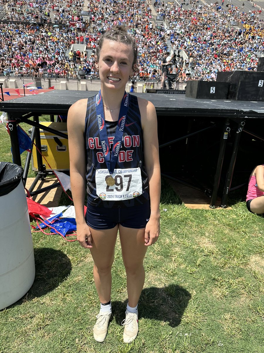 1A girls 100 meter state champions🥇

Sevy Wurtz of Clifton-Clyde wins the 1A girls 100 meter with a time of 12.37. 

#trackinkansas