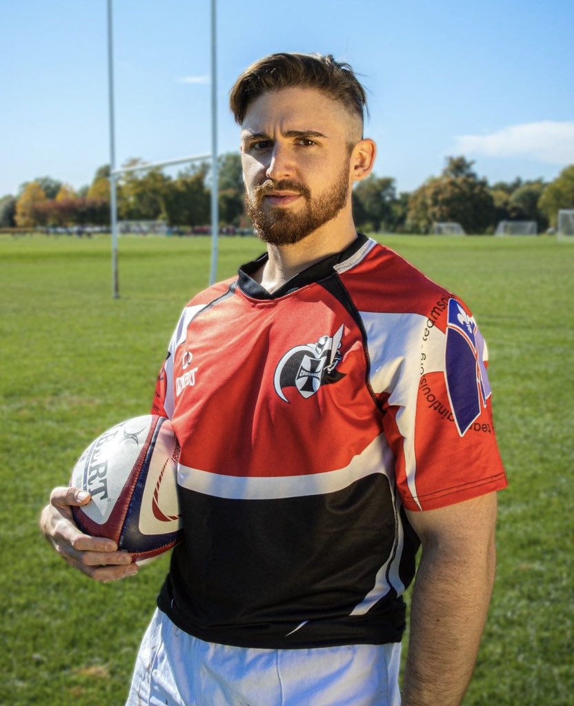 Back when I played #rugby 🏉 Now I’m doing the whole starving artist aesthetic 👌