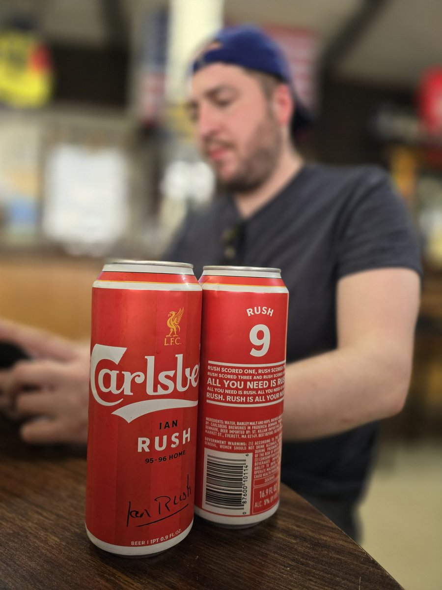 MexicoCityLFC's tweet photo. Random little German place in Cooperstown NY and you spot these absolute @carlsberg beauties in the cooler. Has to be fate. Probably. 

@djstaley https://t.co/3XKhKMEeKG