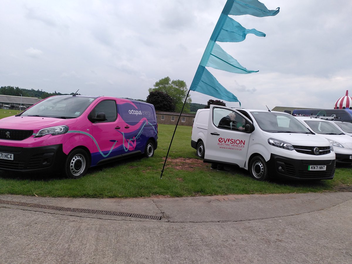 GedlingPlay's tweet photo. We need to replace our characterful 2002 reg Vauxhall Movana. Looking for grants to go fully electric. So that's solar and batteries  for building and an electric lwb van. We can dream big! @GedlingLeader @bbcemt @GedlingEye @GedlingBC @NottsCC @Rachael_Notts https://t.co/8faCxv42we