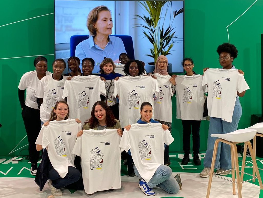becomtechfr (@becomtechfr) on Twitter photo #Vivatech Les Ambassadrices #BECOMTECH ont également reçu le nouveau t-shirt de <a href="/WogiTech/">WoGiTech</a> le collectif engagé pour booster la mixité dans la tech ! 🤩 Un grand merci à <a href="/SANDDELA/">Sandrine Delage #WoGiTech #Vivatech</a> #Wogitech ! 👋 <a href="/BNPParibas/">BNP Paribas Group</a> #Vivatech Les Ambassadrices #BECOMTECH ont également reçu le nouveau t-shirt de <a href="/WogiTech/">WoGiTech</a> le collectif engagé pour booster la mixité dans la tech ! 🤩 Un grand merci à <a href="/SANDDELA/">Sandrine Delage #WoGiTech #Vivatech</a> #Wogitech ! 👋 <a href="/BNPParibas/">BNP Paribas Group</a>