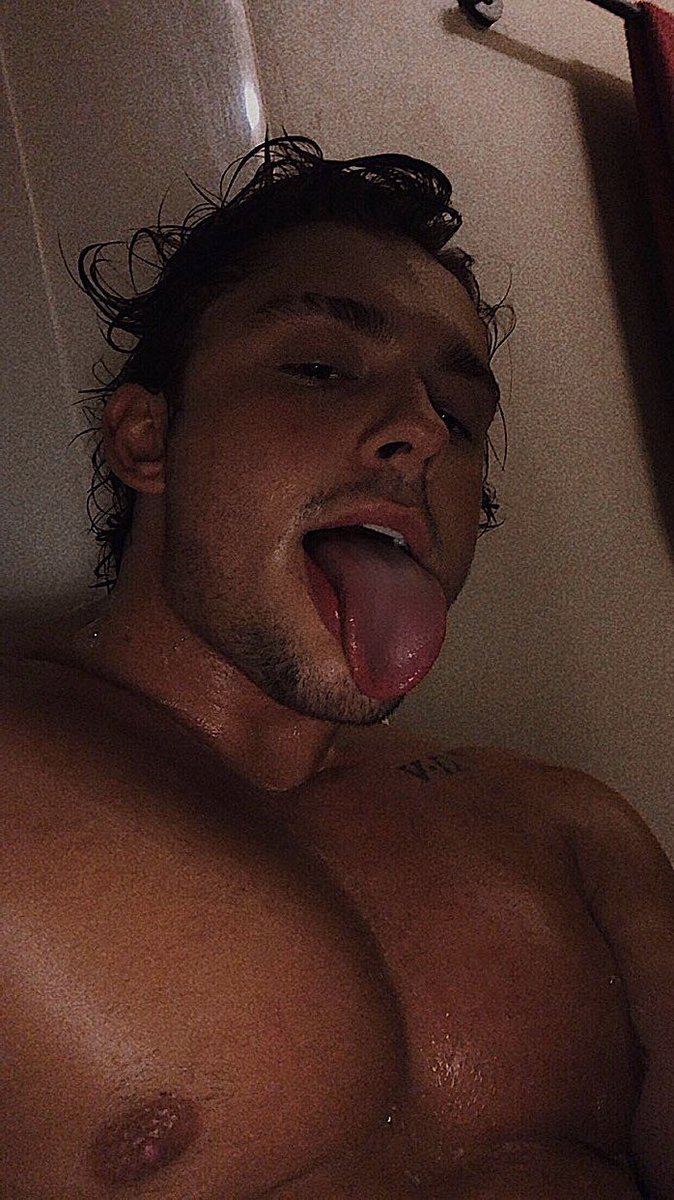 TheFratKhan's tweet photo. Sit on my tongue. https://t.co/EDeZAA2PBp