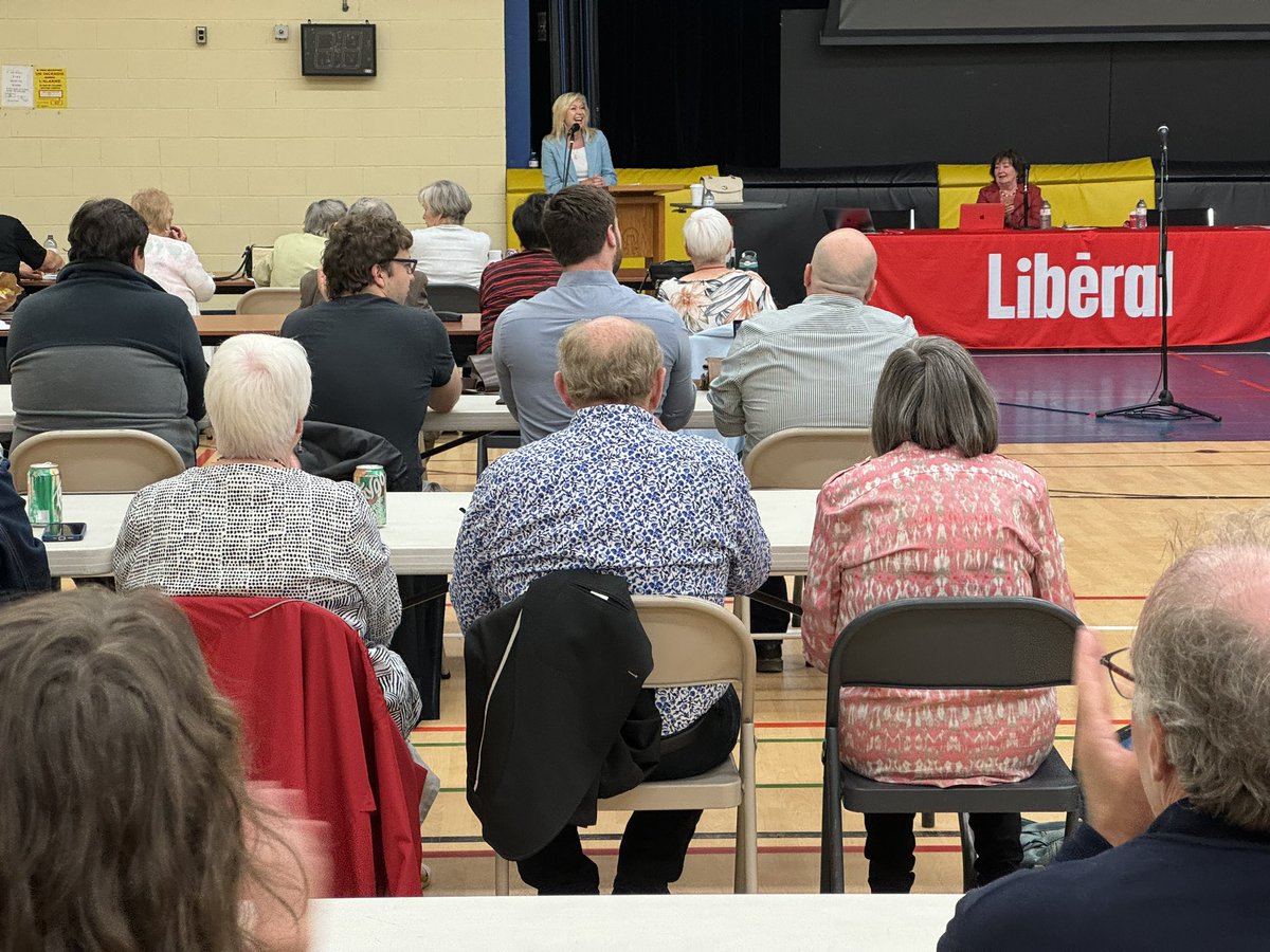 Ontario Liberal Party (@OntLiberal) South Central meeting. Great energy and excitement for the future of the party and Ontario. 

#hamont #onpoli #olphamont #hamiltonontario #olp