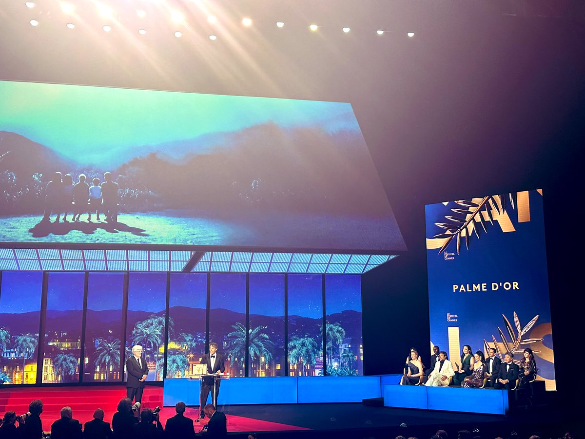 Le Festival de Cannes c’est 22 films en compétition et à la fin c’est <a href="/Le_Pacte/">Le Pacte</a>  &amp; <a href="/LabadieLePacte/">JeanLabadie</a>  qui gagnent! 
Bravo pour ce doublé exceptionnel !  
🎬🥇🌴