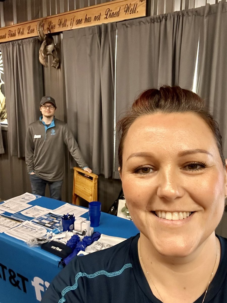Anna (@anna_bananana23) on Twitter photo Western Center is at the Smoking Windmill BBQ talking all thing’s AT&T and enjoying some good BBQ! Come and join us for some delicious food, music and we will help you with all your questions about AT&T.
<a href="/NTX_Market/">The NTX Market</a> @AlyssaManoli <a href="/StephenBorjaNTX/">Stephen Borja</a> Western Center is at the Smoking Windmill BBQ talking all thing’s AT&T and enjoying some good BBQ! Come and join us for some delicious food, music and we will help you with all your questions about AT&T.
<a href="/NTX_Market/">The NTX Market</a> @AlyssaManoli <a href="/StephenBorjaNTX/">Stephen Borja</a>