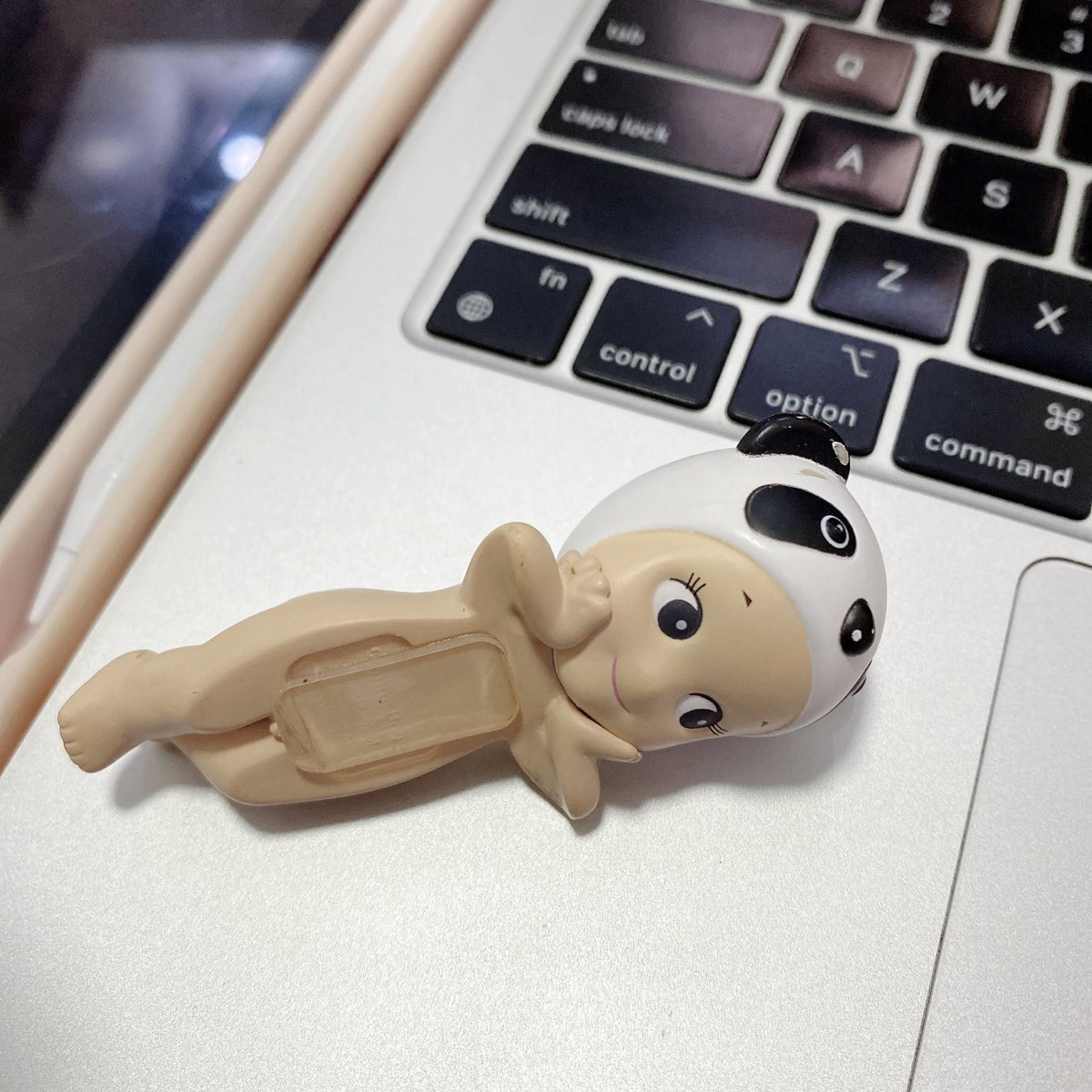 sqolor's tweet photo. wts lfb ufs sonny angel ph

𓍼 damaged panda hipper .ᐟ 
₱350
replaced unused adhesive 

mod: flash express
mop: gcash https://t.co/E3kRVNxJu6