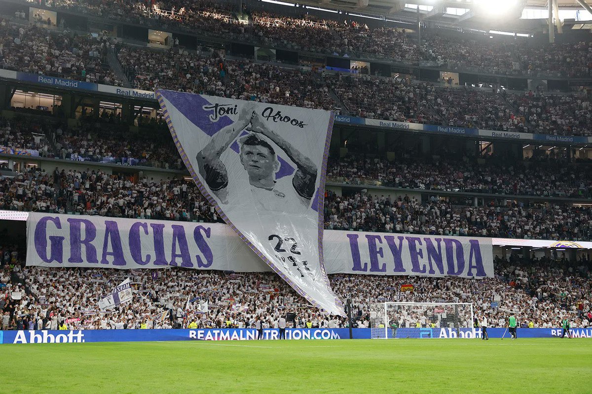 rehabiil0's tweet photo. Gracias Leyenda ⭐️🤍🤍🤍 https://t.co/c0OW8YsvAj