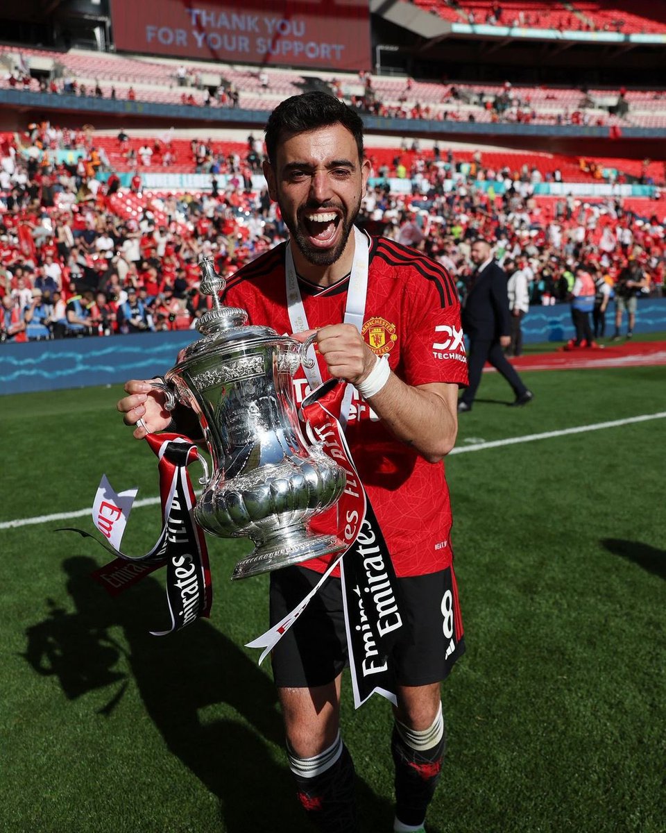 📲 Bruno Fernandes on IG: “FA CUP WINNER 🏆”