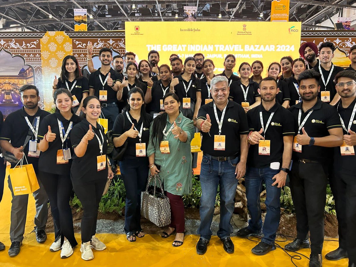 imvatan3's tweet photo. Participated Great Indian Travel Bazaar 2024 @ Jaipur Rajasthan 😊 #Travel #Bazaar #jaipur #tourism https://t.co/WFc8x7uCIQ