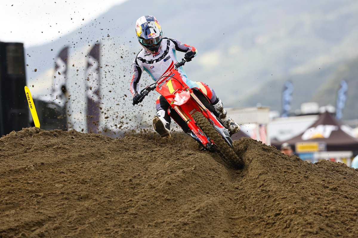 RMFantasySX's tweet photo. Here are your top 5 qualifiers in Pala.
1. Jett Lawrence
2. Chase Sexton
3. Hunter Lawrence
4. Dylan Ferrandis
5. Justin Cooper
#motocross #rmfantasymx https://t.co/kOHFv3ClWx