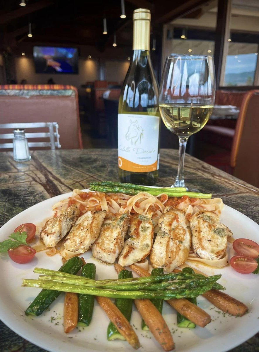CulinaryAwards's tweet photo. Would you like to visit a comfortable and elegant place with a relaxed and vibrant atmosphere? We invite you to visit San Lucero Restaurant &amp; Wine Bar.

San Lucero awaits you!

Open Table:
https://t.co/hB8wxJ9esz https://t.co/iApG9ayTkd