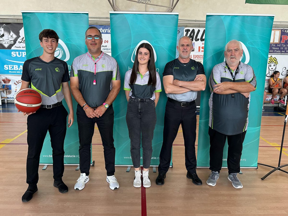 fabcadiz's tweet photo. Finalizada la Final Infantil masculina Copa Andalucia B FAB Cadiz  @CBCAlgeciras 47 - @UBJerez  59
Campeón UBJEREZ BLANCO
Subcampeón ISAVAL CBCA
#FaseFinalCadiz #baloncestoandalucia https://t.co/sxnuXeJ9sJ