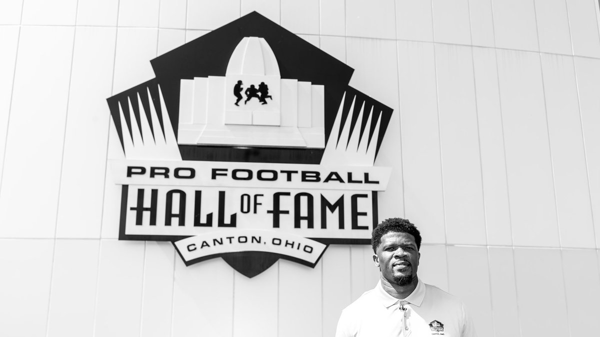 HoustonTexans's tweet photo. 📍Pro Football Hall of Fame https://t.co/oEMGlFduFI
