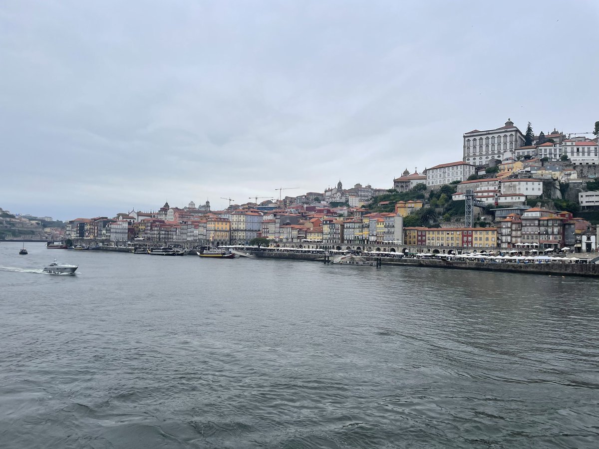 Callie Cox tweet media