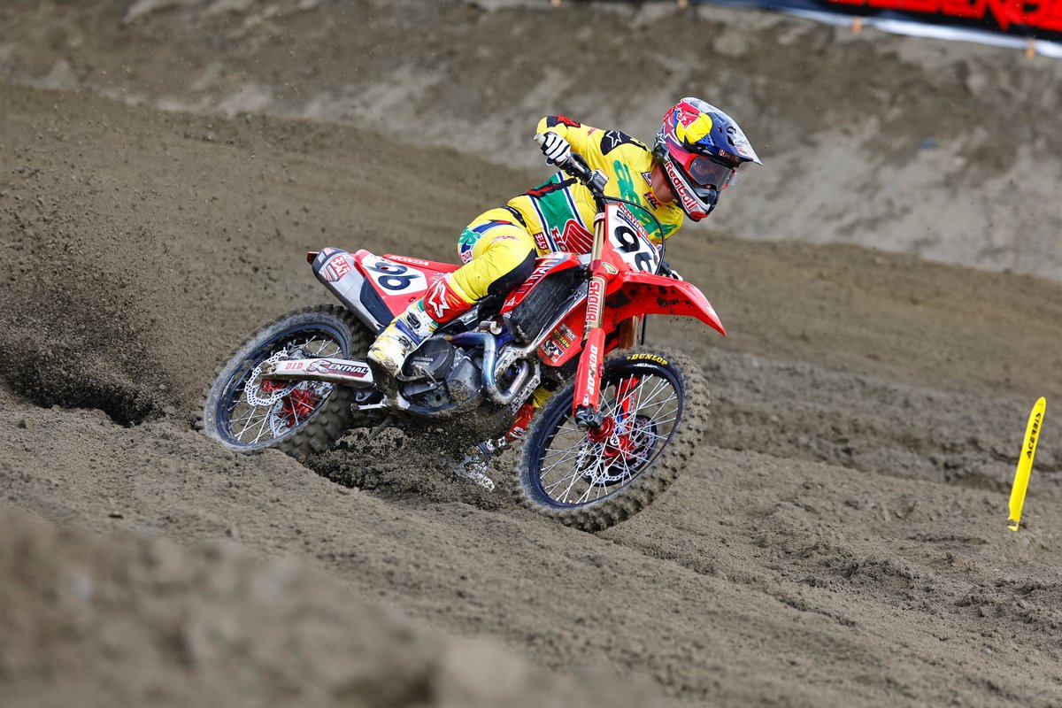 RMFantasySX's tweet photo. Here are your top 5 qualifiers in Pala.
1. Jett Lawrence
2. Chase Sexton
3. Hunter Lawrence
4. Dylan Ferrandis
5. Justin Cooper
#motocross #rmfantasymx https://t.co/kOHFv3ClWx