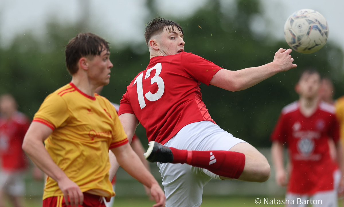 Extra time to be played in the Ennis Carpets Clare Cup Final in Frank Healy Park Avenue Utd 0:0 Newmarket Celtic @UnitedAvenue @NewmarketCeltic Photos @nbartonfoto