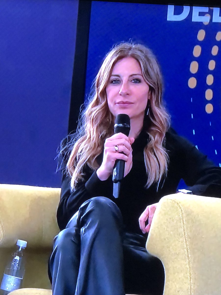 Stupenda presentazione di  #Mala al #FestivaldellaTv
Ho adorato questa intervista !
Sei unica e sempre bellissima ❤️ 🌹@francescafagnan 

#malaromacriminale