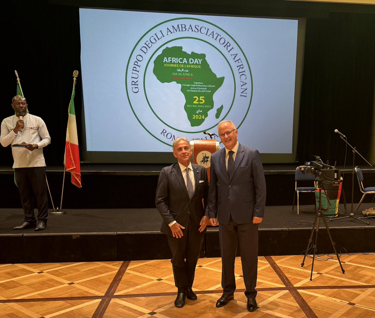 EttoreSequi's tweet photo. Oggi si celebra a Roma la Giornata dell’Africa per ricordare la fondazione dell’Organizzazione dell’Unità africana. @EcamCouncil  è lieto di sostenere questo evento. #AfricaDay https://t.co/Vr0zB9lr6S
