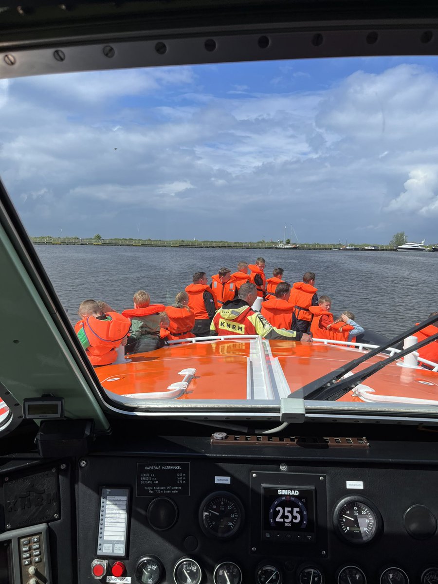 KNRM Urk tweet media