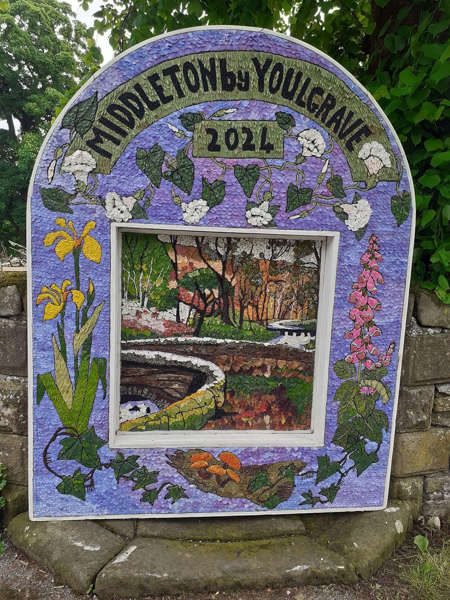 Wonderful day Middleton by Youlgrave's #welldressing day.  #peakdistrict Great fun and a wonderful well dressing! 
#morrisdancing ☀️