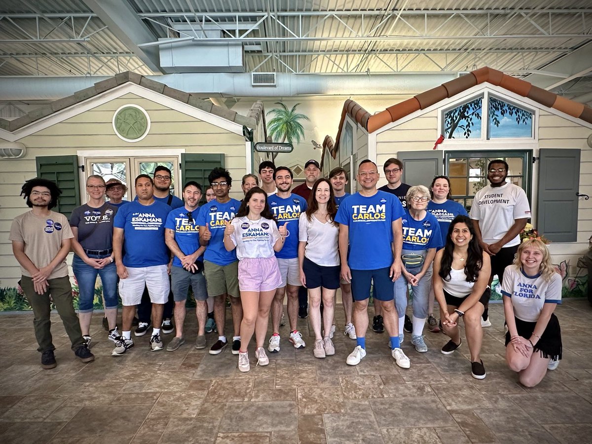 A hot weekend won’t stop us from knocking doors and engaging voters with #TeamAnna and #TeamVanos! 🗳️ We’re getting a head start on our competition and would love for you to join us next Saturday AM (or any Saturday). 😊 Sign-up today! mobilize.us/carlosgsmithfo…