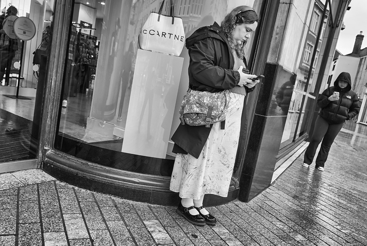 A selection from my photo walk around Cork City in the rain this morning. @ThePhotoHour #streetphotography #candid #corkcity #rainydayphotos #ireland