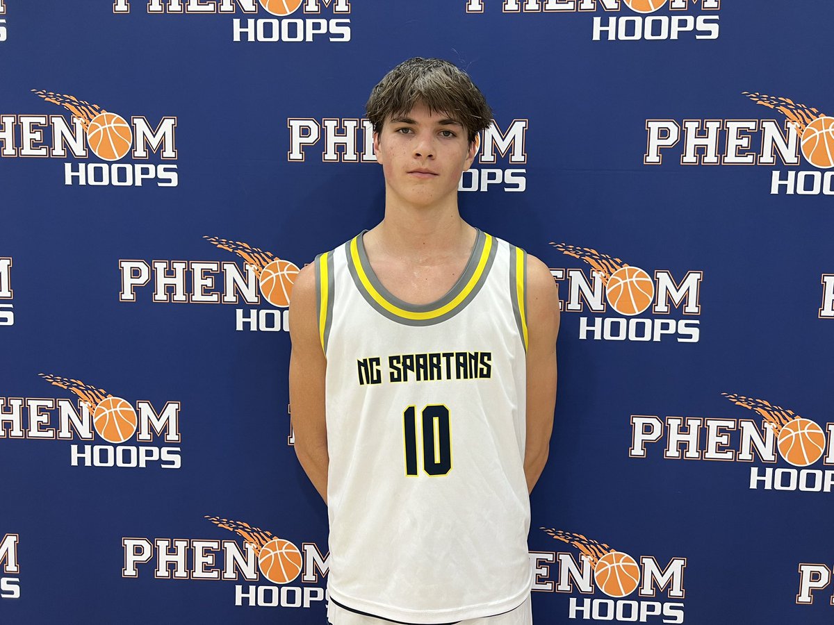 6'5 '25 Alex Waterfield (NC Spartans) continues to shine as an x-factor for this group. His length, motor, and toughness allow him to be constantly involved in the action. Capable finisher and floor-spacer. Rebounds and defends with energy #PhenomMDC