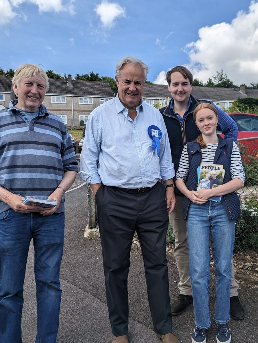 James Gray (@jgray) on Twitter photo 📍Tetbury 
After my final surgeries in Cricklade and Malmesbury this morning, it was good to be out and about with one of our local teams. Good conversations and positive responses. 📍Tetbury 
After my final surgeries in Cricklade and Malmesbury this morning, it was good to be out and about with one of our local teams. Good conversations and positive responses.