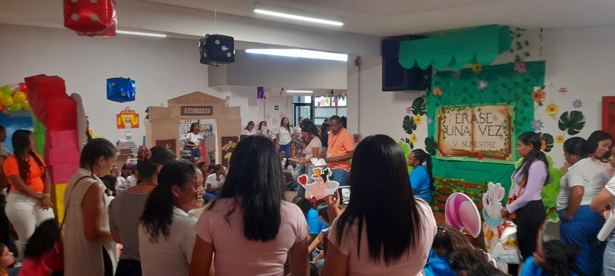 CURNHumanidades's tweet photo. Cerramos semana con la XVII Muestra de Experiencias Exitosas de las Prácticas Pedagógicas Investigativas del Prog de Licenciatura en Educación Infantil @UNINUNEZ, Acreditado en Alta Calidad, junto a Maestras(os) cooperantes de los sitios de práctica... Crea, Innova y Transforma✏️ https://t.co/Fm77Na6Ct8