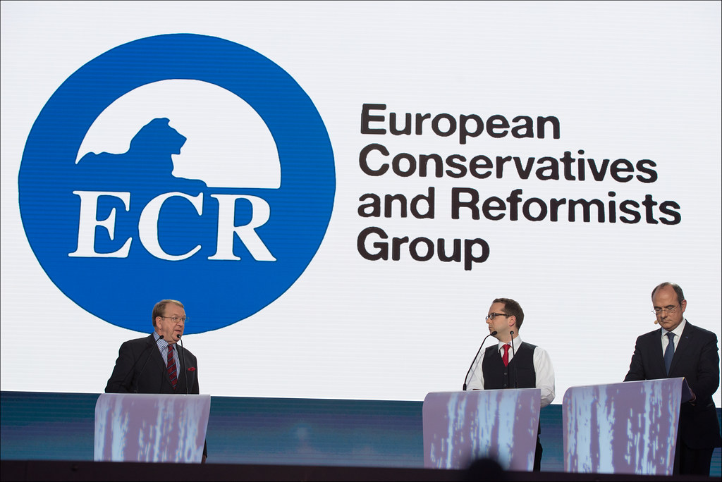 If you can bring yourself to support an openly anti-federalist group, a strategic vote for one of the #ECR member parties might be an idea to help create a more migration-critical European Commission after the elections.