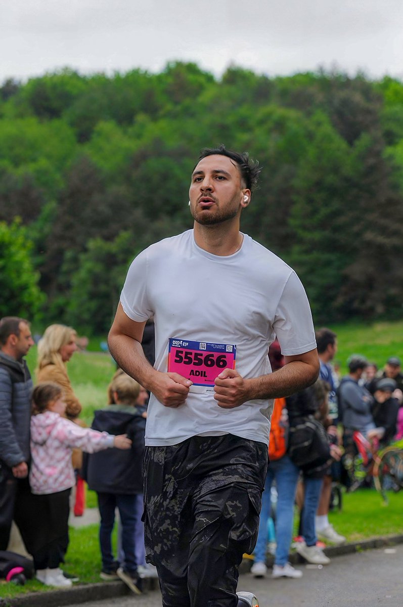 JUST RAN MY FIRST EVER 10K!! ❤️ (never ran before 3 weeks ago)