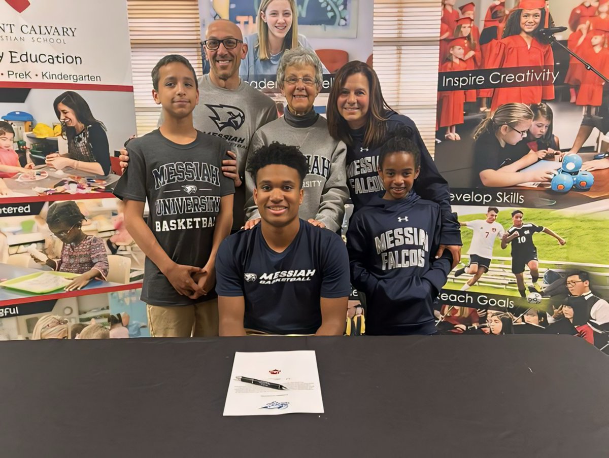 messiah_univ's tweet photo. We π«Ά our Future Falcons! Ready to join the Messiah community? πβ¨ National decision day is June 1st this year, so submit your deposit and secure your spot!
#FutureFalcons #MessiahCollege #ClassOf2028 https://t.co/RNOJu8eKbL