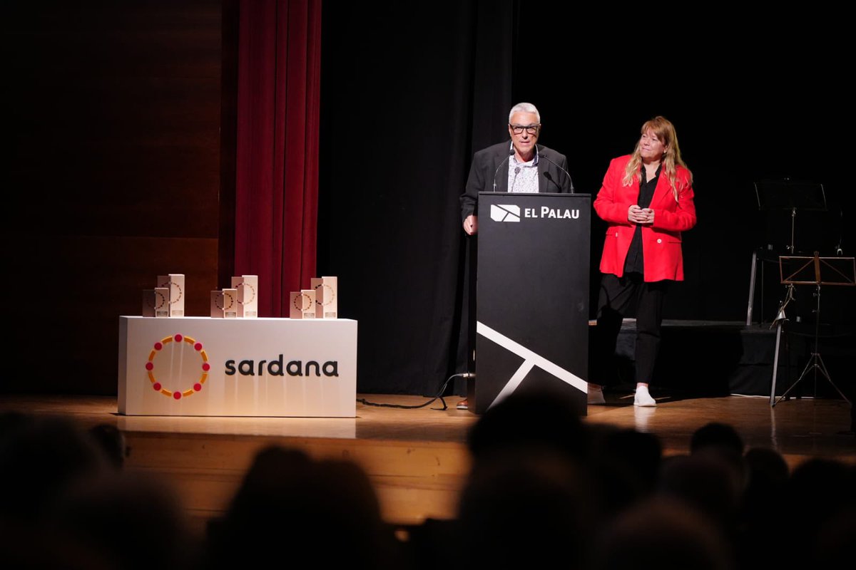 Avui a la gran final de La Sardana de l'Any! La vostra força col·lectiva i dedicació presagien un brillant futur per la música de cobla i la nostra dansa nacional! Enhorabona, @somsardana, premiats i participants!