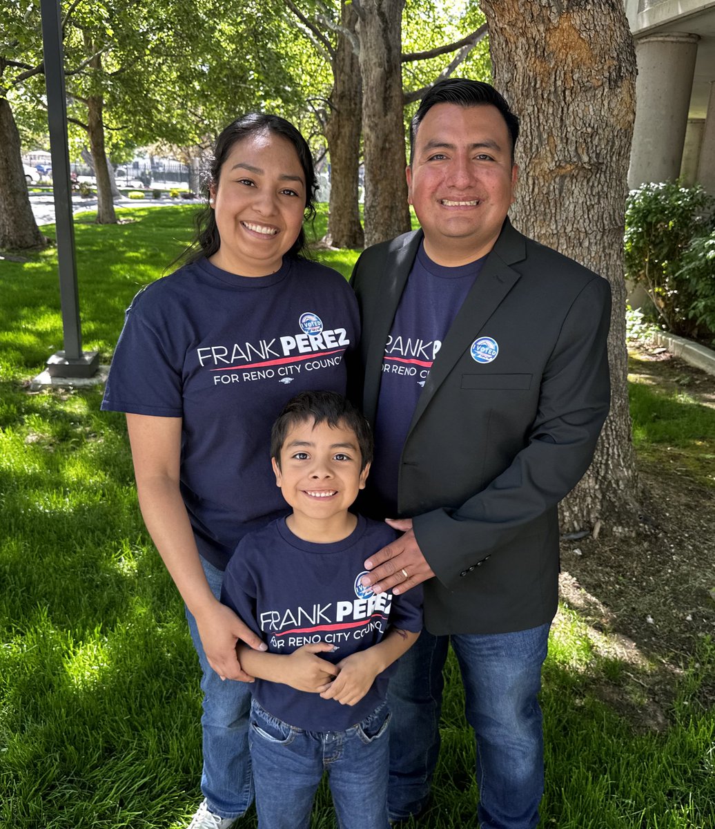 FrankPerezNV's tweet photo. Beyond grateful to vote alongside family, friends, neighbors, and community leaders this morning. Let’s win the primary for #WardOne. https://t.co/3h4oBphdF3