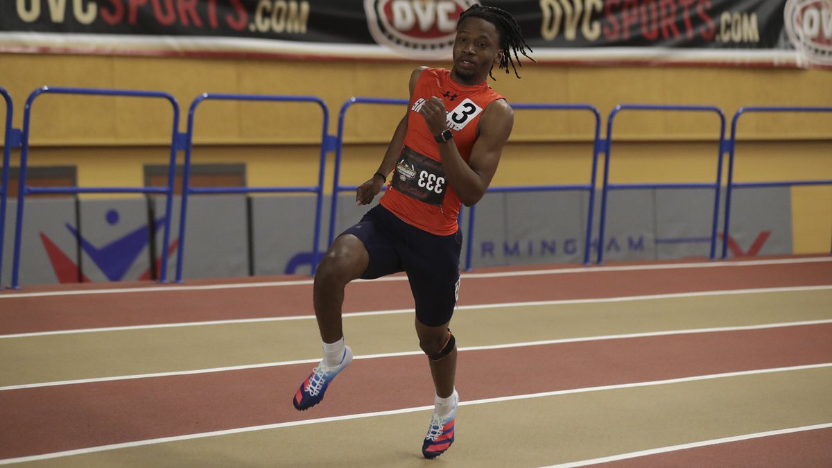 ElishaImeli's tweet photo. After a great talk with Coach Henderson, I am honored to receive a scholarship from @utmartin, @UTM_XC_TF . I would also like to announce that I will be accepting this offer and I will be a #SkyHawk this coming fall!! @Coach_Corder https://t.co/0GW9CVwGOr