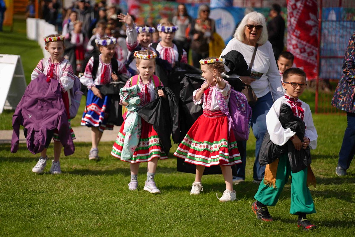 Ufest is in full swing! Don’t forget to check out the vendor village, Ukrainian artwork, and dancers on stage! 🩵💛
#ufest #ukrainianfestival