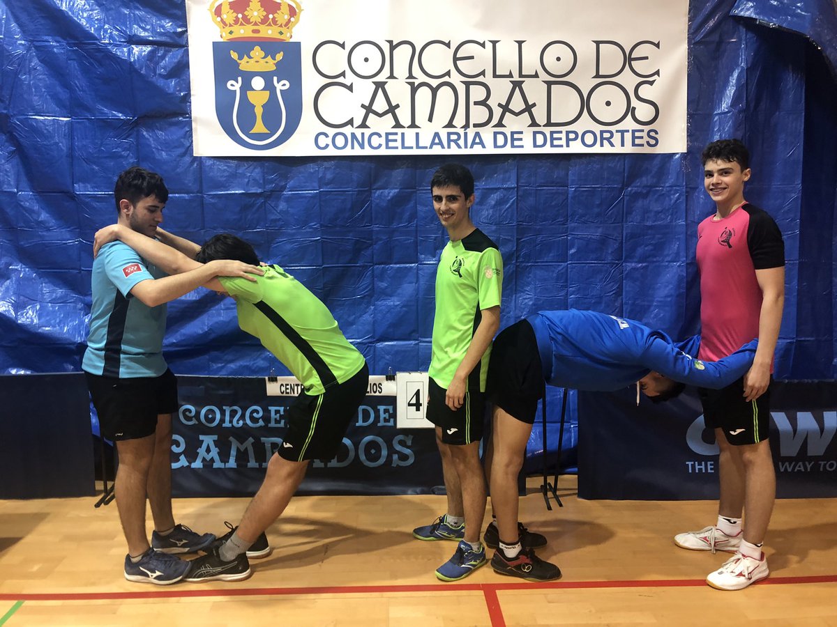 🏓 Ascenso a División de HONOR 🏓
El equipo masculino de 1ª división consigue el ascenso a la segunda liga de España en la fase que se celebró en Cambados (Pontevedra). ¡Enhorabuena, grandes!
