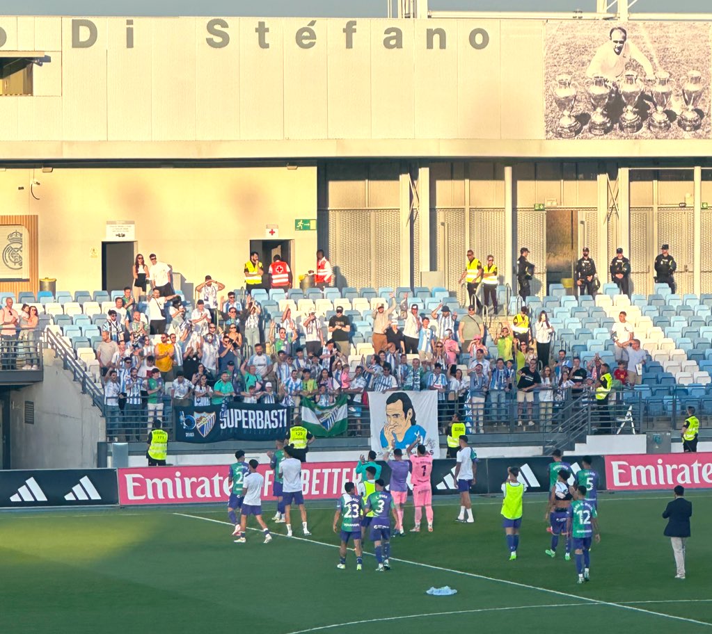 1-2 Ganó el Málaga al Real Madrid Castilla con doblete de Ferreiro. La derrota del Ibiza le deja tercero y se medirá al cuarto del Grupo 1, el Celta Fortuna con el factor campo a su favor y en caso de empate, no habrá penaltis, pasará el mejor clasificado. La ida en Vigo.