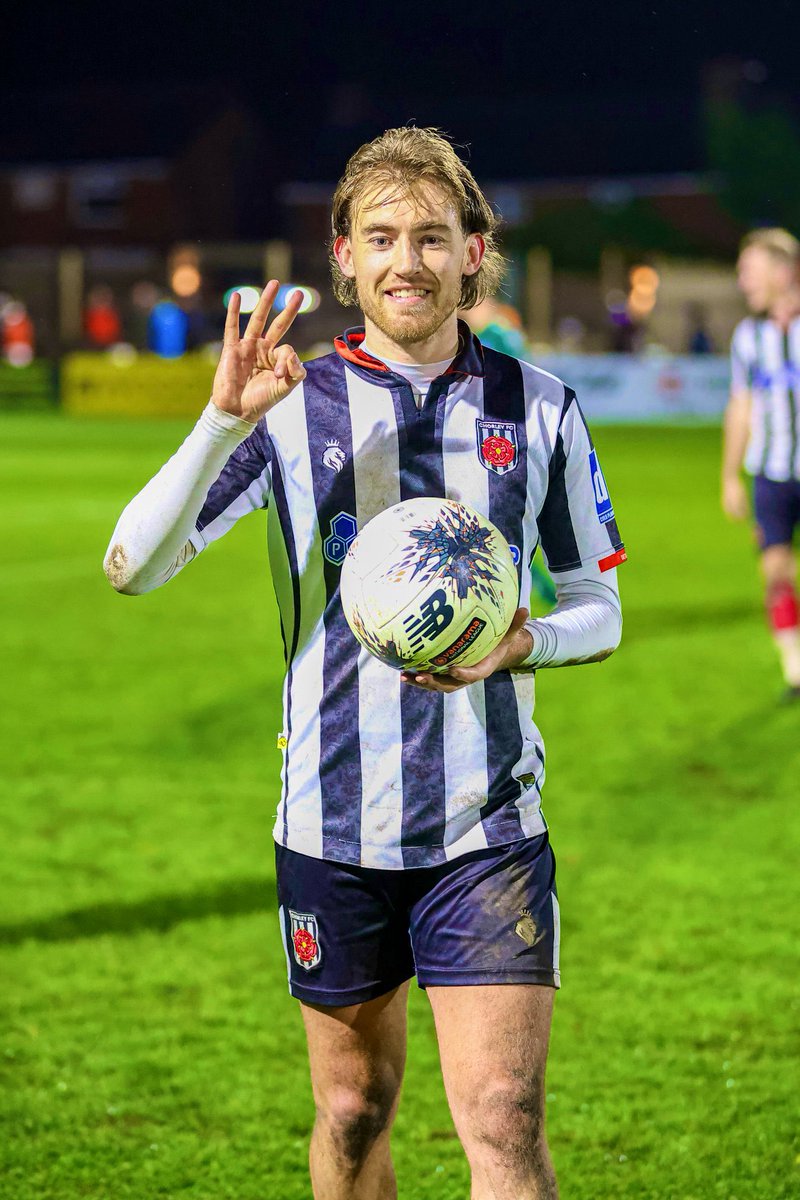 Name: Billy Whitehouse
Age: 27
Position: Winger | Fullback 
Location: Manchester (willing to travel)
Previous clubs: Doncaster Rovers, Leeds United, Tadcaster Albion, The New Saints, Chorley FC

Looking for Step 2 or above