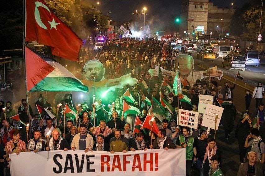 Massive demonstrations in the Turkish capital, Istanbul, in solidarity with Palestine and in rejection of the Israeli offensive on Rafah.