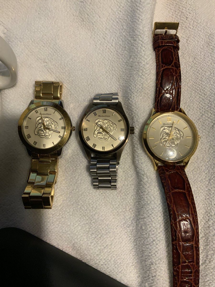 collectibulldog's tweet photo. My three #bulldog face #watches But my #Oakley #watch is upstairs being serviced. It will have a new Domed front making it even more unique how much more #sellable
I’m thinking of #raffling some pieces off to pay for website fees #wordpress is easy when you know what doing. https://t.co/4KMOA32NRS