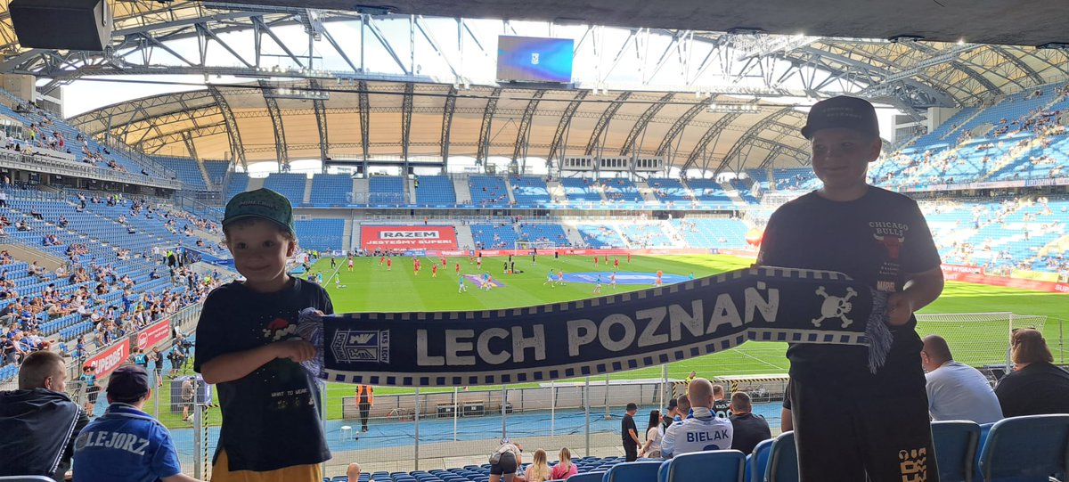 hubertce's tweet image. Debiut :-)