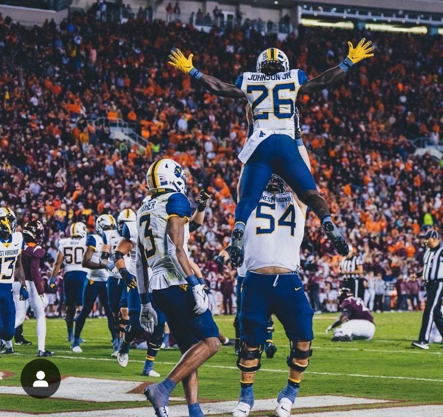 StPX_Football's tweet image. We are so excited to announce the newest member of our coaching staff. Welcome to the Lancer family @J_ustin26. 

Coach Johnson will be our RBs Coach. A position that he perfected during his time at @WVUfootball. He is more than a great player and coach. He is a DAWG!! #LancerUp