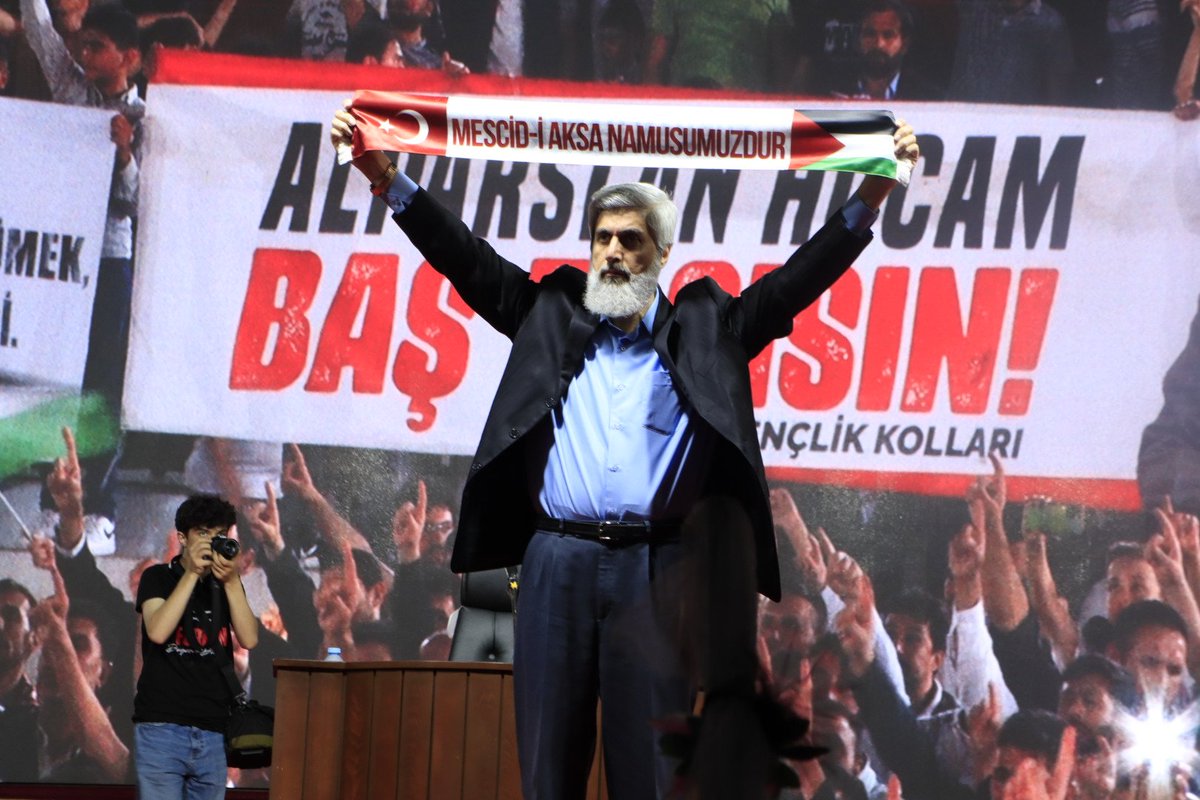Alparslan Hocam Baştacısın!

FurkanHareketinden Konferans
#AdanadaBüyükBuluşma