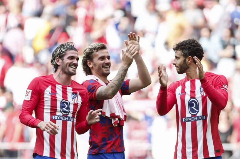 El Atlético de Madrid cierra el curso con una sonrisa 🔗listindiario.com/el-deporte/fut… #ListínDiario