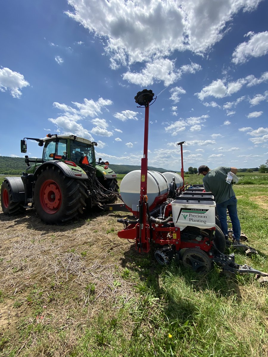 N2O  measurement from urease and nitrification inhibitors treated short corn using FTIR based portable Gasmet device !!! 
#Bayer_shortcorn_Gasmet
#PhDResearch_PennStateUniversity