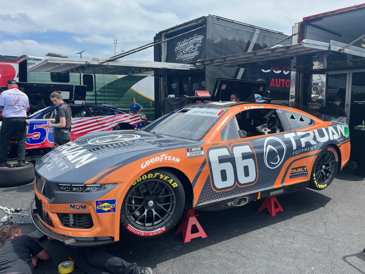 The #CocaCola600 field is set. @bjmcleod78 will start on Row 19 in the @TruanEquipment #66. Next time we take to @CLTMotorSpdwy, it will be to compete for 600 miles! 🗓️ Sunday, May 26 🕕 6 pm ET 📺 FOX #NASCAR #MemorialDayWeekend