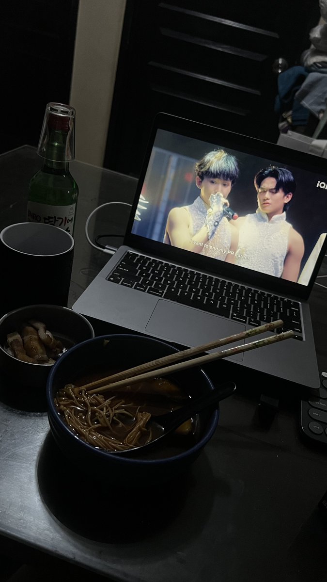 fangurlinside's tweet photo. Finally, watching the special episode of #DeepNightSeries. I'm setting Wella & Khemtid free, may you continue to love and support each other in your colorful world ✨ PS: crying happy tears at 3AM! @shoguunn @piyangkull @DeepNightSeries #shoguunn #firstpiyangkull #ShogunFirst https://t.co/4rTsdTVXjF