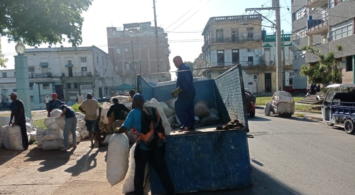 iEl barrio de Cayo Hueso recicla! #Cuba #GER #CDRCuba #MiBarrioRecicla